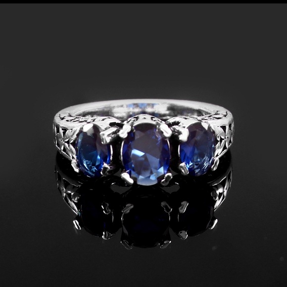 Stunning Handmade Blue Sapphire 925 Sterling Silver Ring. Very high quality! - Picture 2 of 6
